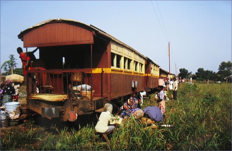 Togo train