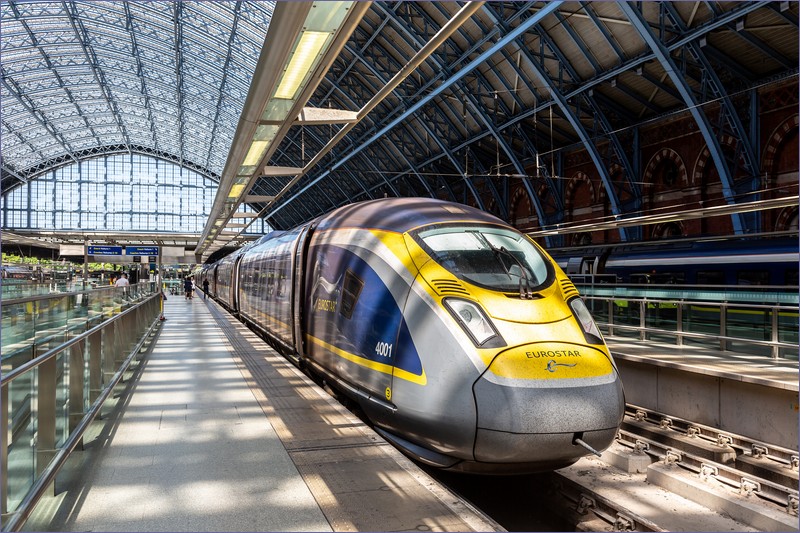 Eurostar train