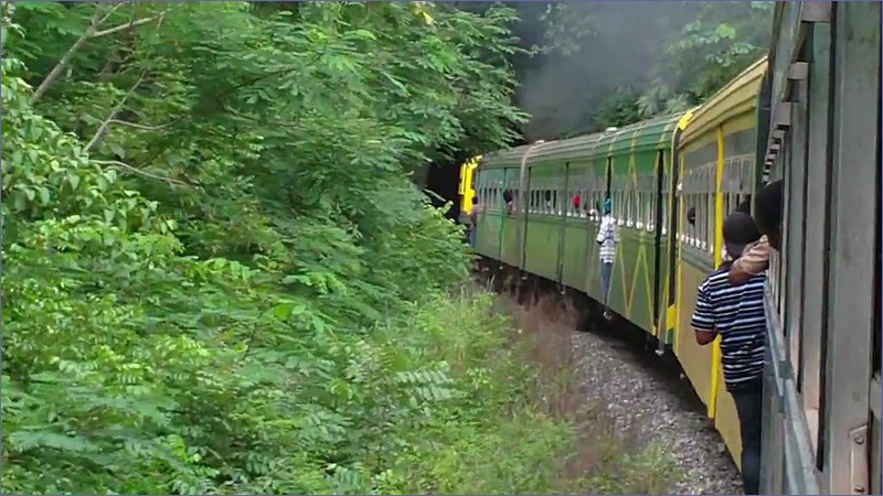 Train travel in Jamaica