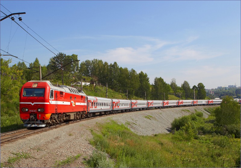 Train travel in Russia