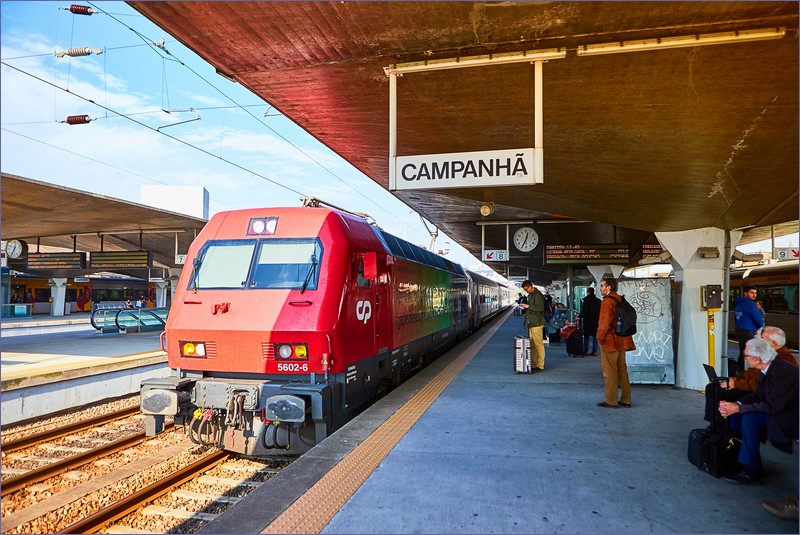 Porto train