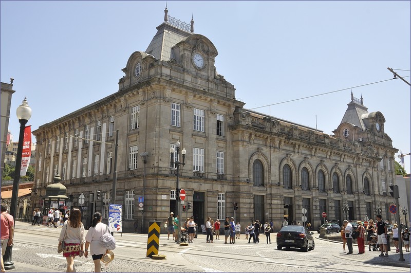 Porto railway station