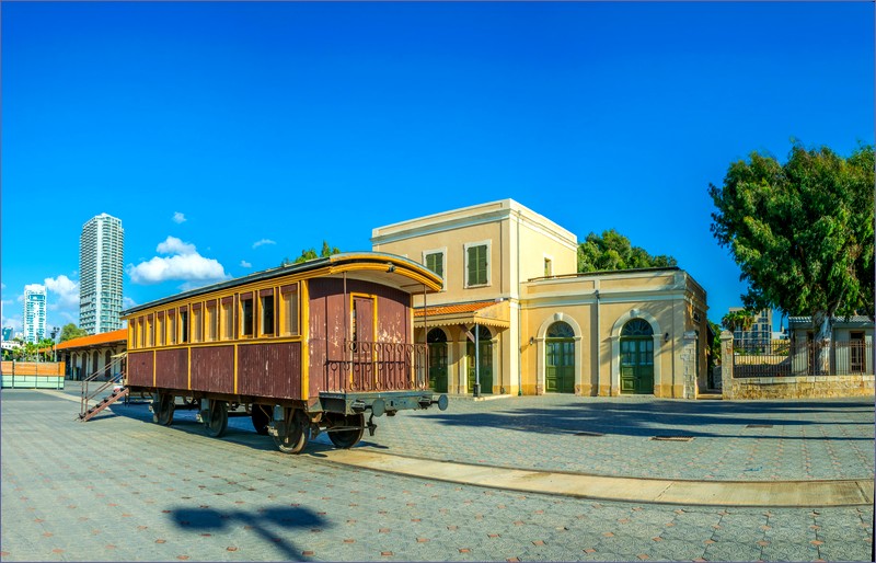 Tel Aviv station