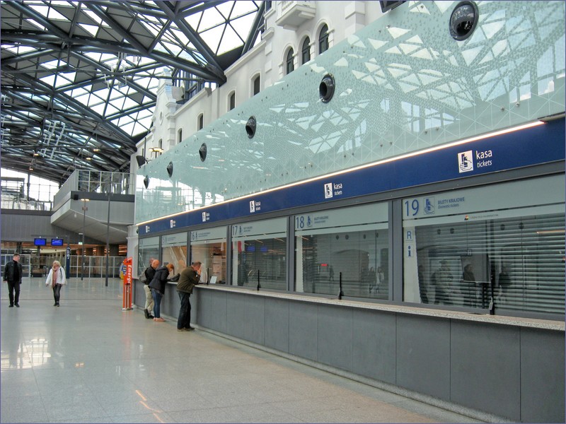 Lodz Fabryczna train station