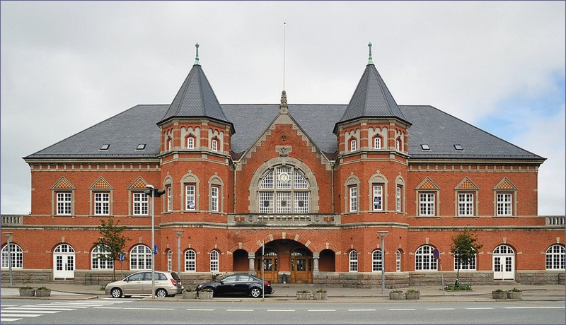 Esbjerg train station