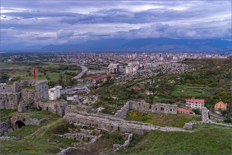 Trains between Albania and Montengro