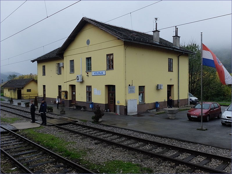 Bosnia to Croatia train