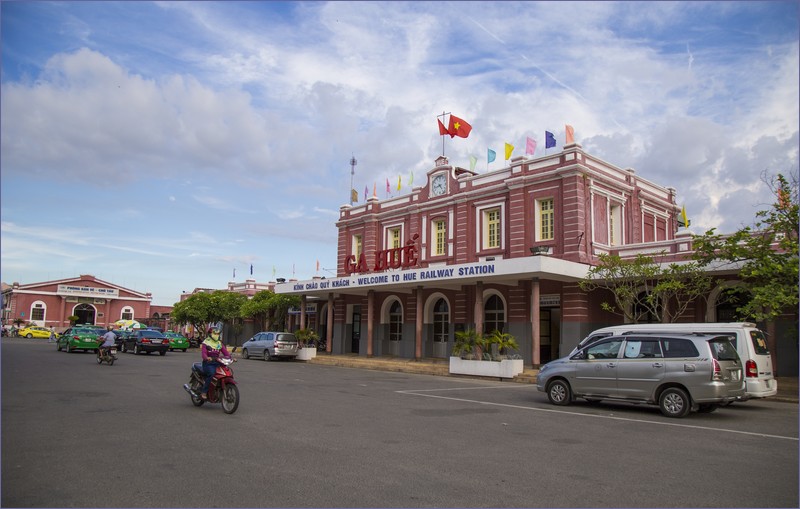 Hue railway station