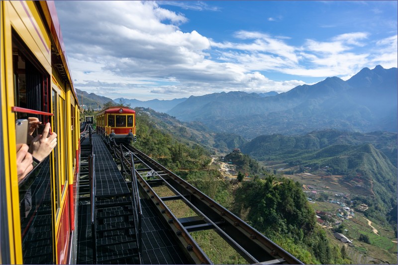 Sapa train