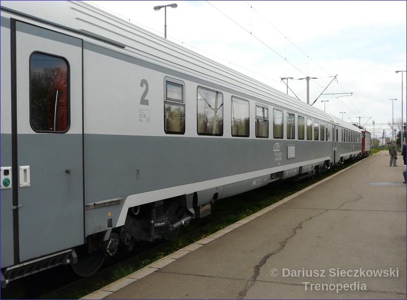 Bucharest Brasov train