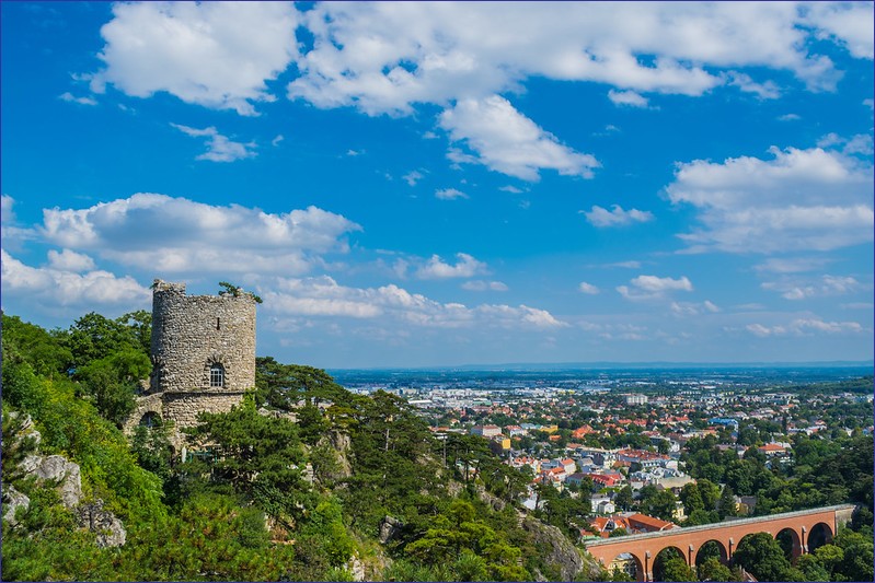 day trips from Vienna by train